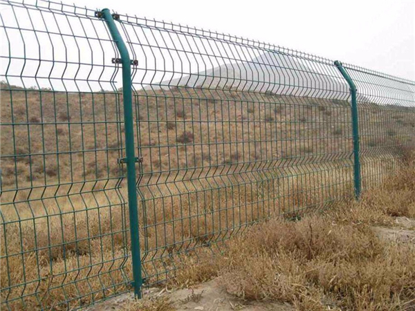 双边丝护栏网,双边丝护栏网厂家,双边丝护栏网规格